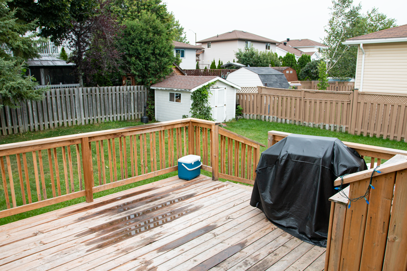 photo of deck and backyard of Haymish home